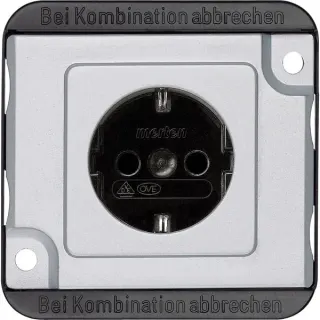 Merten Schutzkontakt-Steckdose Schuko Standard mit erhöhtem Berührungsschutz, 16 Ampere, 250 Volt (aluminium, Retail)